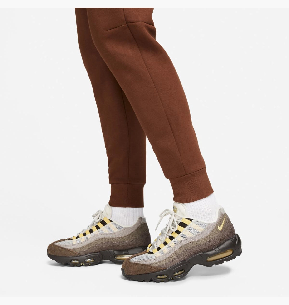 Nike Tech Fleece | Brown